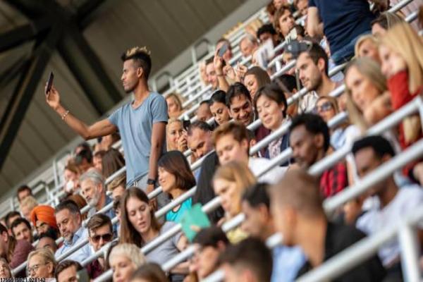 如何合理增设校园体育活动场地？