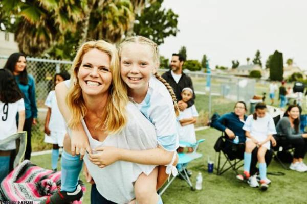 天河体育东足球场培训课程安排